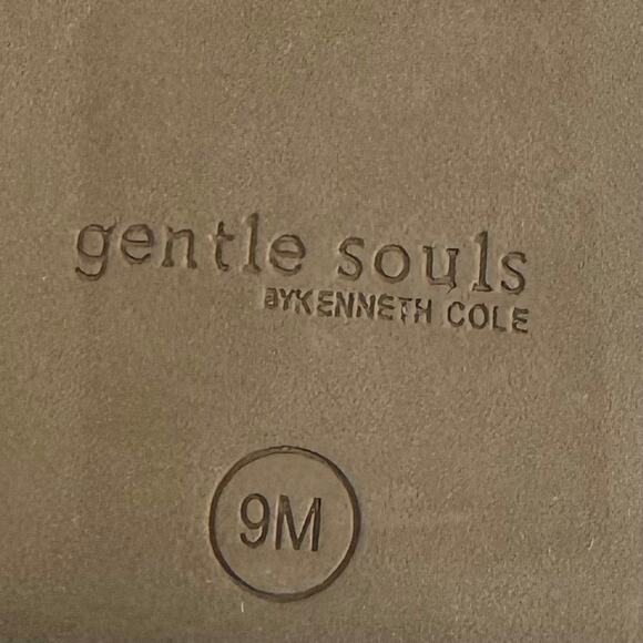 Gentle Souls By Kenneth Cole Emma Zip Booties Luggage Brown Suede 9 M - Picture 9 of 10